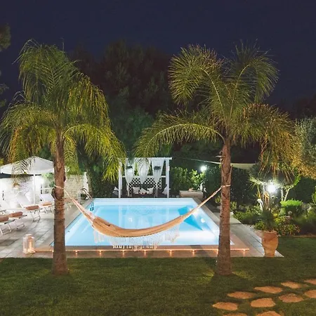 Ferradina 4&2, Emma 빌라