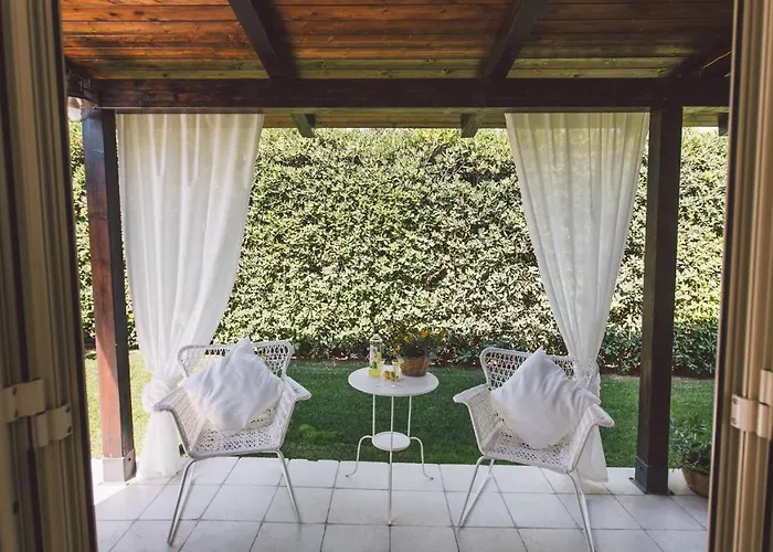 Villa Ferradina 4&2, Emma Ispica